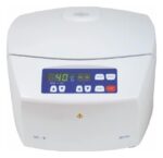 Centrífuga Boeco SC-8 con tapa cerrada y controles digitales frontales