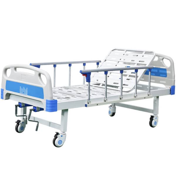 Cama Titanium Medical con el respaldo elevado y la sección de piernas horizontal
